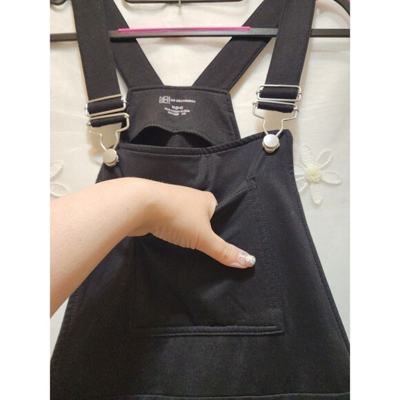 No Boundaries Womens Black Medium Bib Overalls Cargo Jumpsuit Soft Relaxed Cozy - Picture 7 of 16